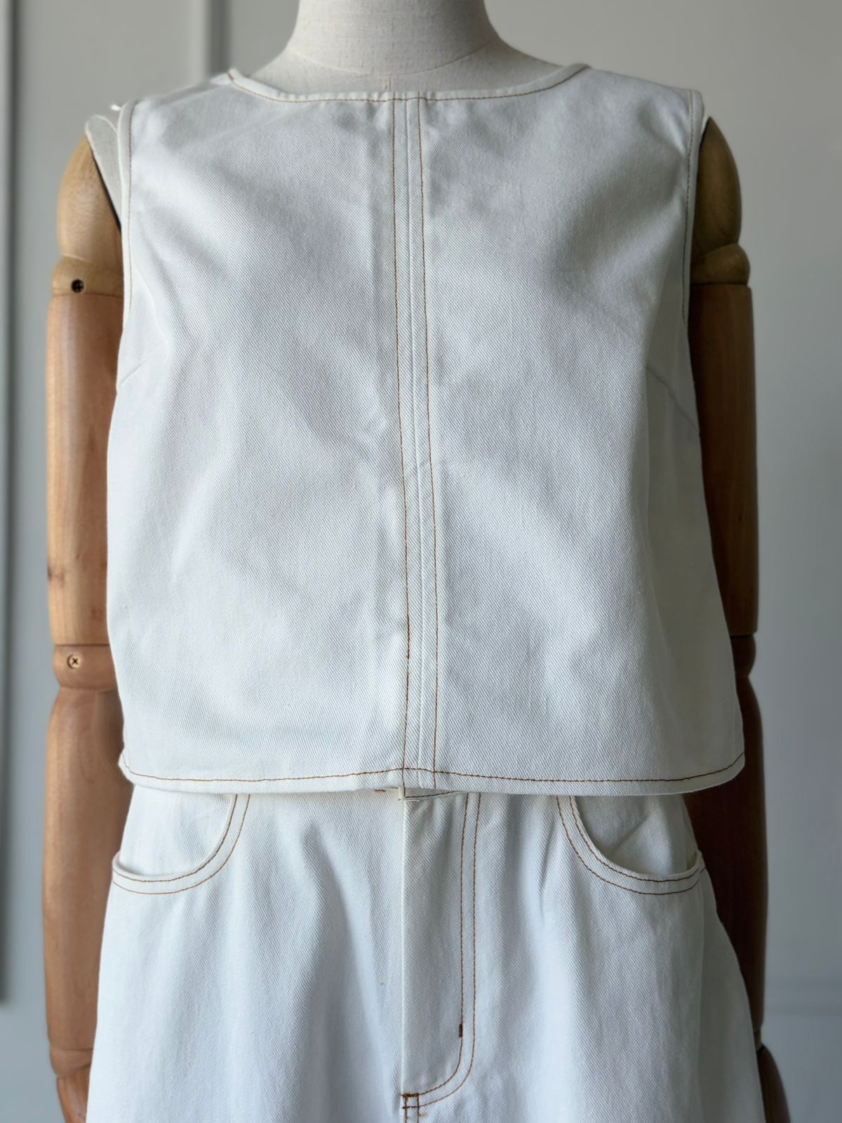 Conjunto de mezclilla blanco